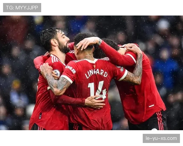 丹·伯恩状态回暖助球队冲击英超前列，赛后激情庆祝胜利