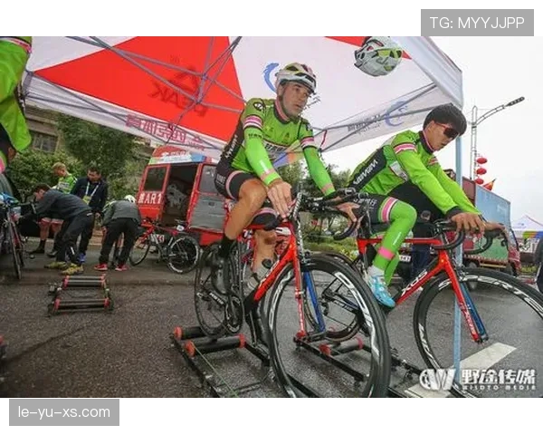 日本队蓝衣再绽光芒，国际赛场勇夺殊荣