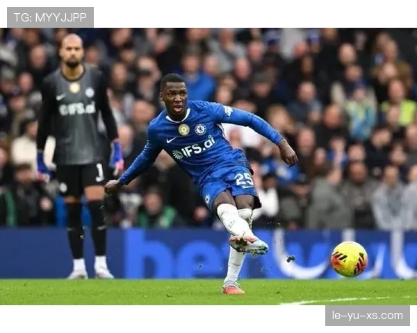 凯塞多本赛季英超数据表现稳健，中场拦截与传球效率持续提升