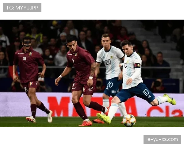 迪巴拉与卢卡库配合渐入佳境，进攻端表现稳健