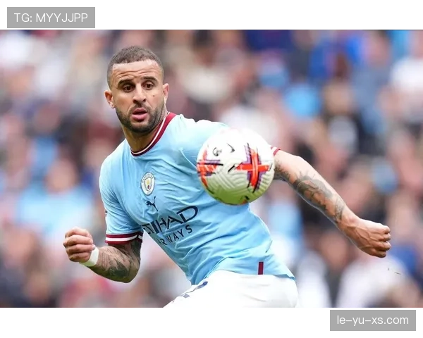 凯尔·沃克与阿什拉夫：速度型边卫发展路径对比分析