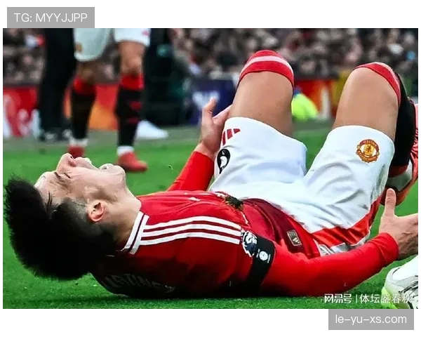 热刺防线压上幅度越大，身后空当暴露越明显，防守稳定性面临考验